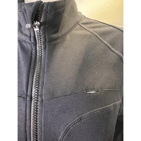 Fabletics Jacket Women M Black Full Zip Vent Pockets Athletic Performance Pocket - Picture 2 of 8